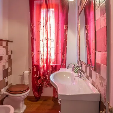 Appartamento Flora House 1